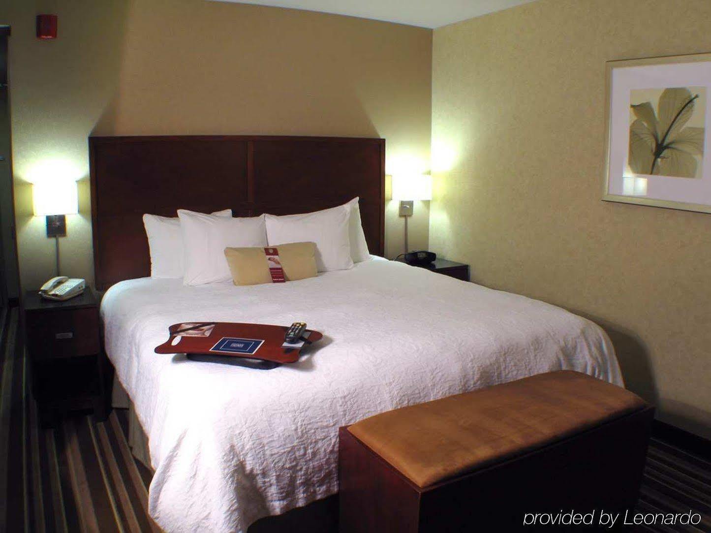 Hampton And Hotel 3*